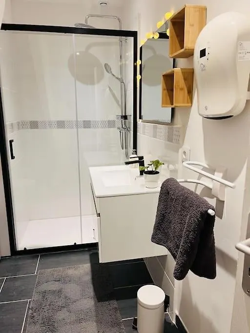 Apartment Superbe Maison Plein Centre Merville  France